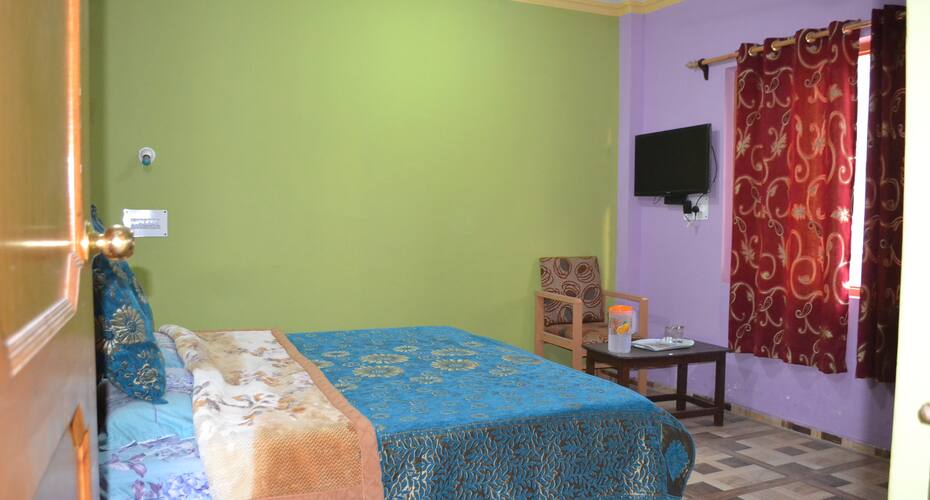 Hotel Grand Sammi, Srinagar 5